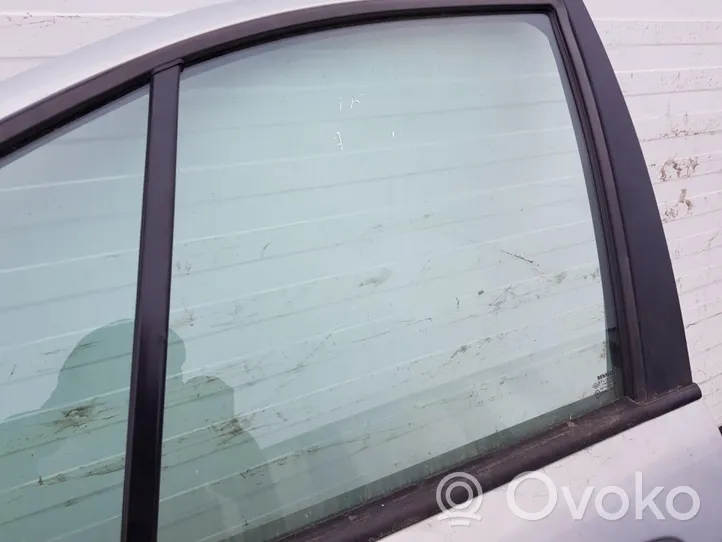 Renault Scenic I Etuoven ikkunalasi, neliovinen malli 