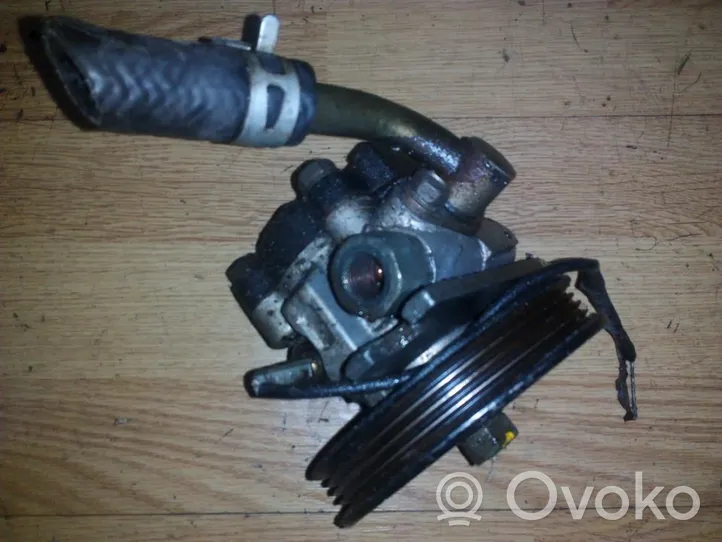 KIA Shuma Ohjaustehostimen pumppu 2a232600a