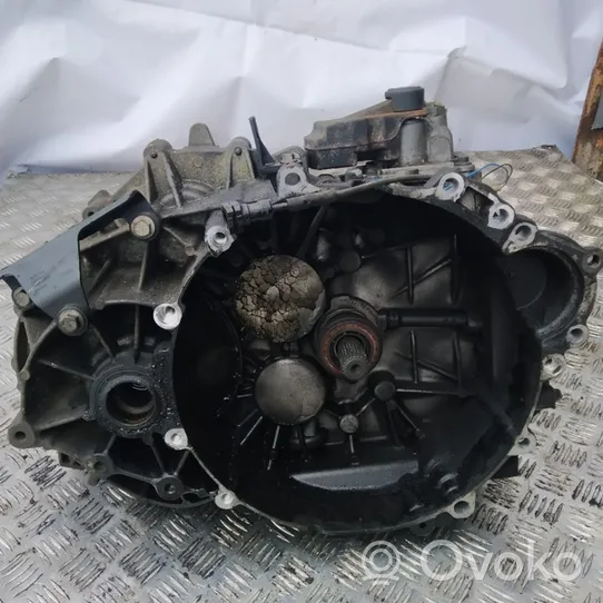 Volvo V70 Manual 5 speed gearbox rf666r7f096a