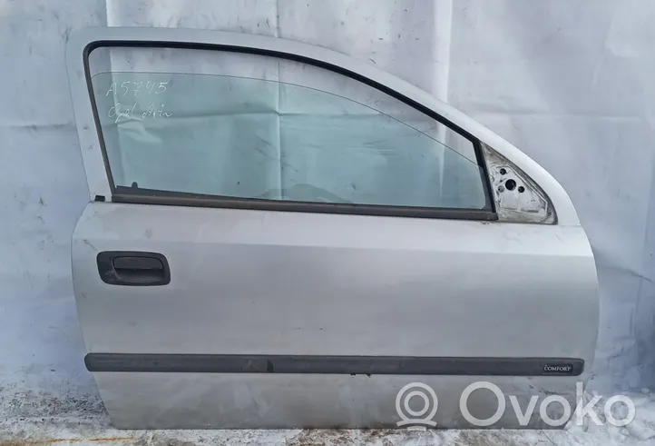 Opel Astra G Drzwi przednie Pilka