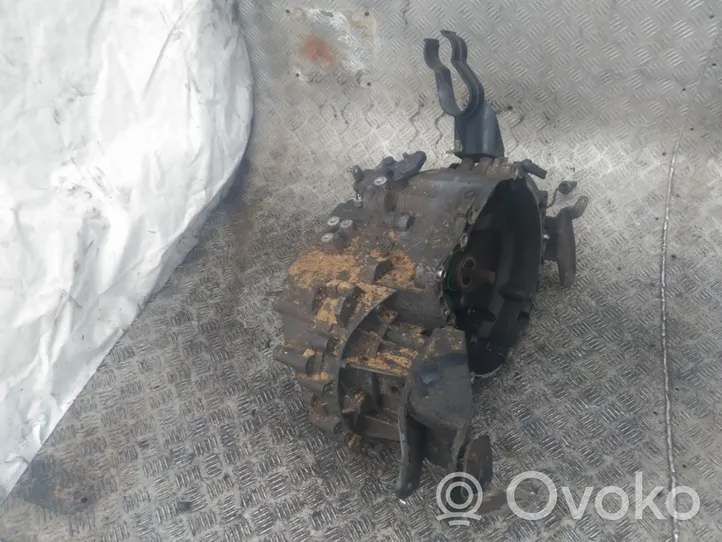 Volvo S40, V40 Manual 5 speed gearbox 1023625