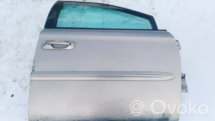 Chrysler Voyager Drzwi przednie pilka