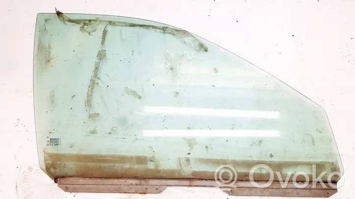 Renault Safrane Etuoven ikkunalasi, neliovinen malli 