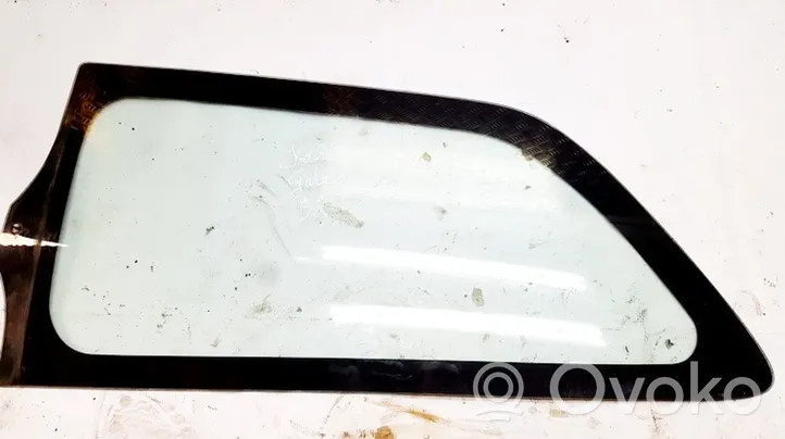 Mazda 323 Rear side window/glass 