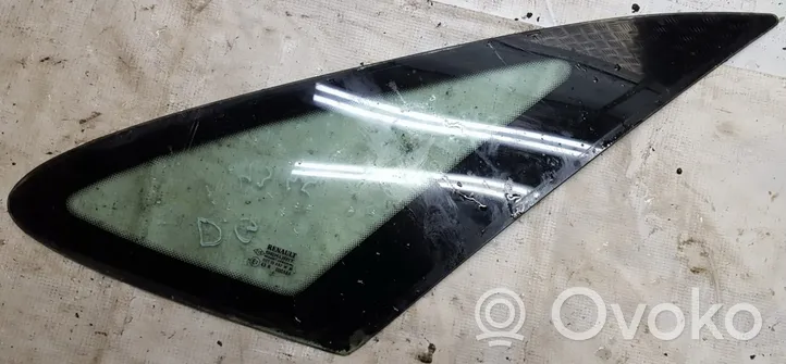 Renault Laguna I Rear side window/glass 