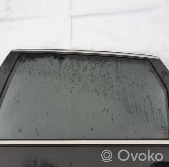 Honda CR-V Rear door window glass 