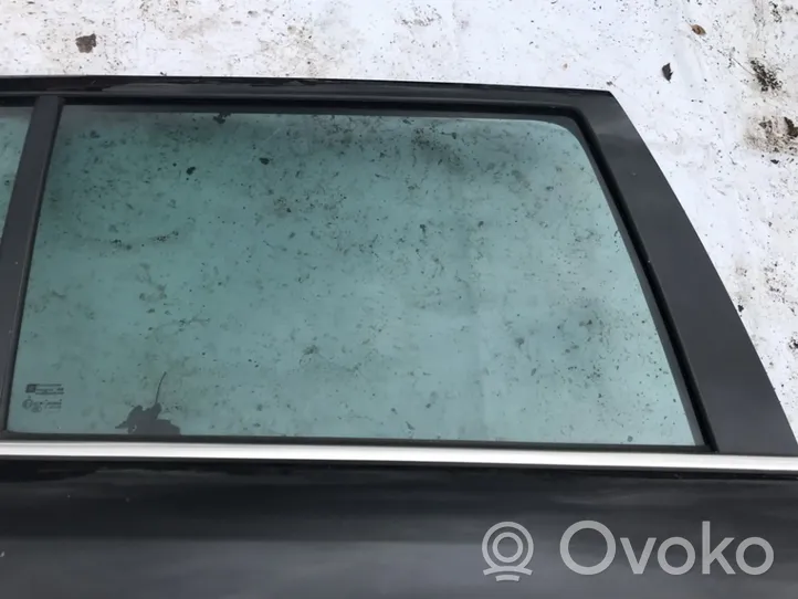 Opel Zafira B Takaoven ikkunalasi 