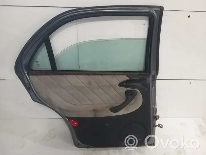 Lancia Lybra Vitre de fenêtre porte arrière 