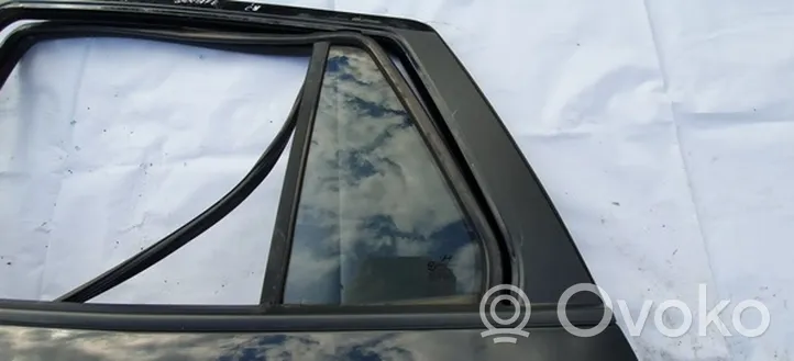 Hyundai Santa Fe Mažasis "A" galinių durų stiklas 