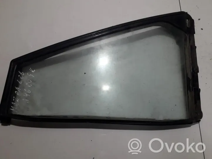 Mazda 626 Rear side window/glass 