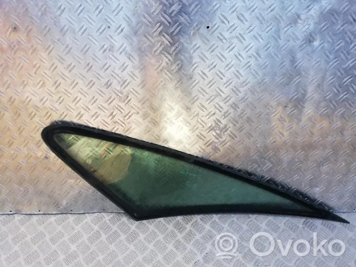 Citroen Xsara Picasso Finestrino/vetro triangolo anteriore 
