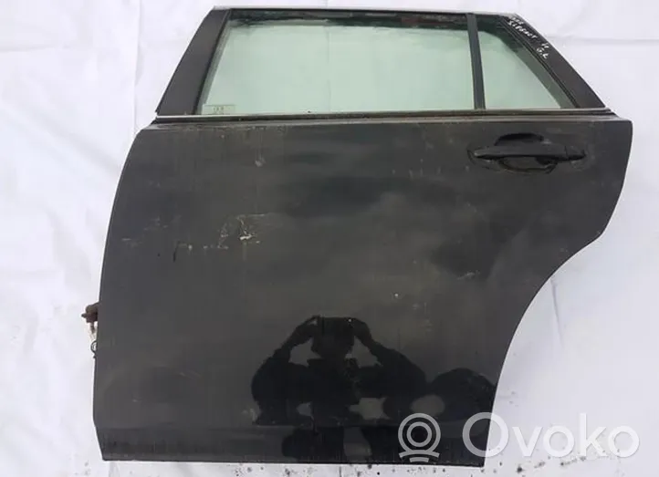 Subaru Legacy Portiera posteriore juodos