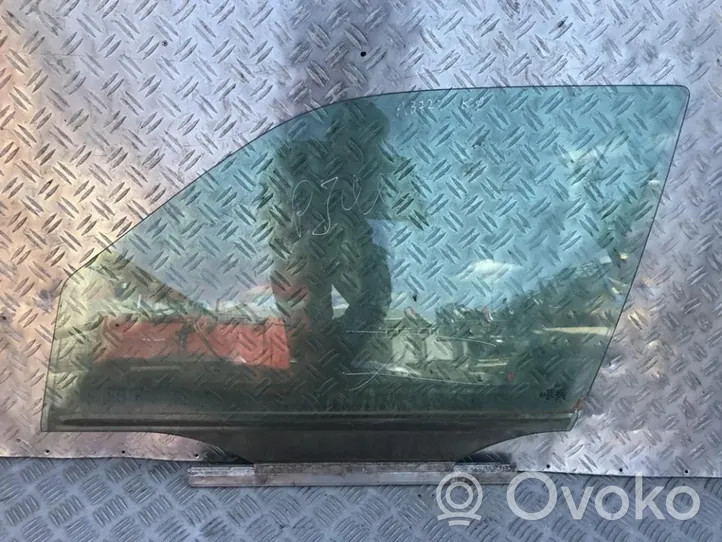 Mercedes-Benz C W202 Etuoven ikkunalasi, neliovinen malli 