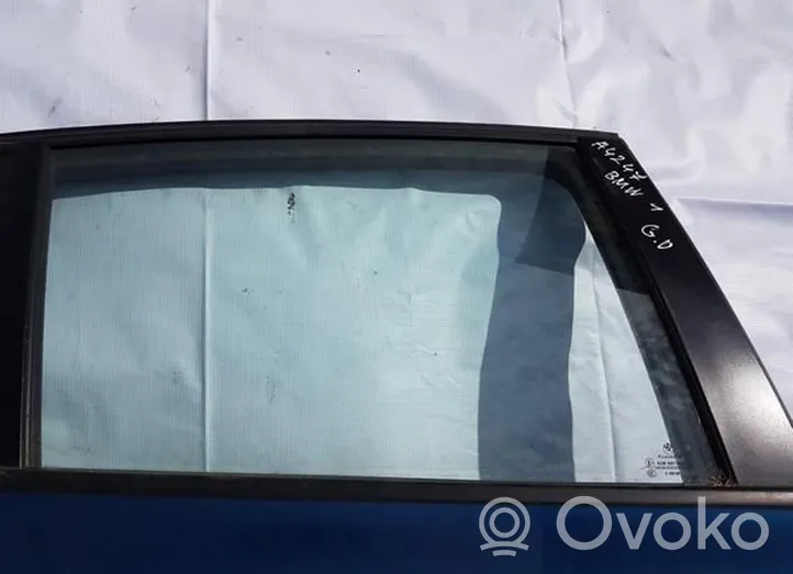 BMW 1 E81 E87 Rear door window glass 