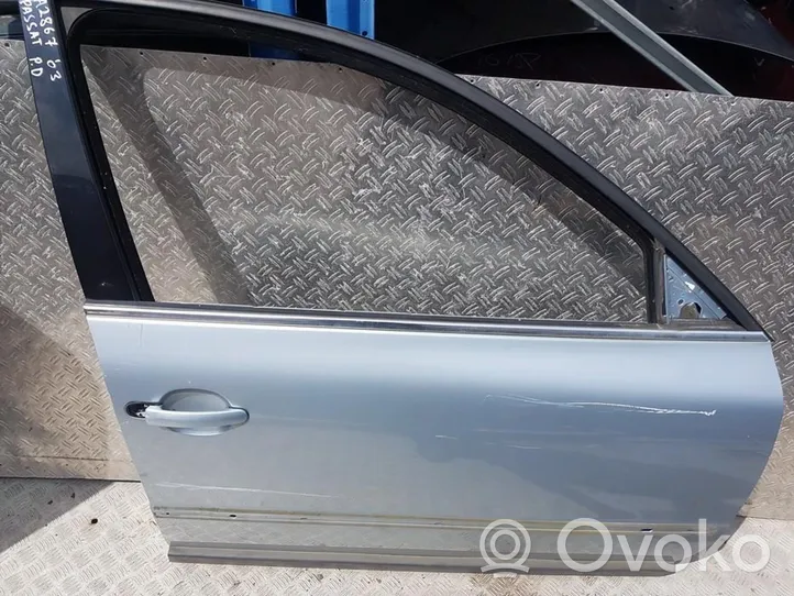 Volkswagen PASSAT B5.5 Drzwi przednie ZYDRA
