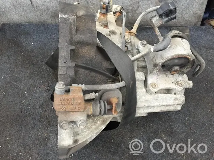 Nissan Almera N16 Mechaninė 5 pavarų dėžė yd1