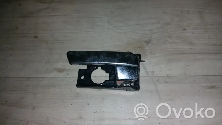 KIA Rio Klamka wewnętrzna drzwi tylnych 83613jb000