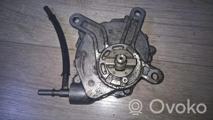 Toyota Avensis T250 Pompe à vide vapec19s