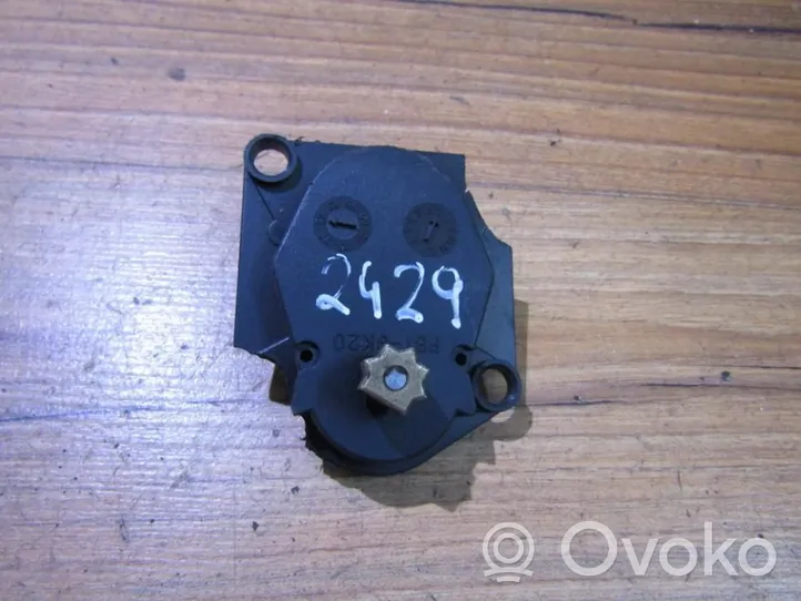 Opel Vectra B Motor/activador trampilla de calefacción 