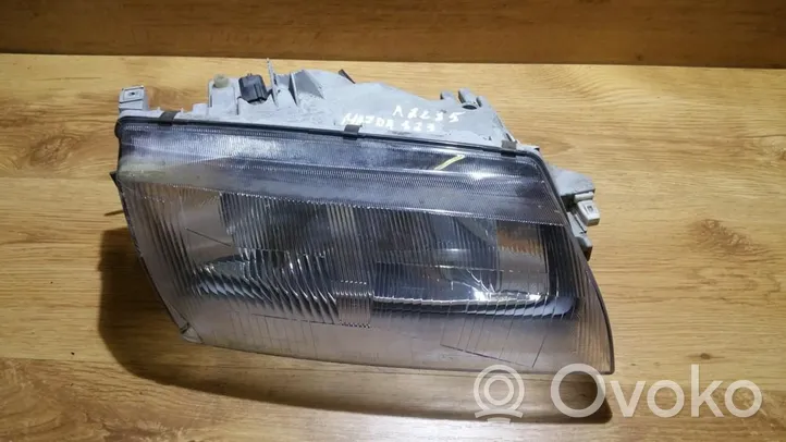 Mazda 323 Lampa przednia 