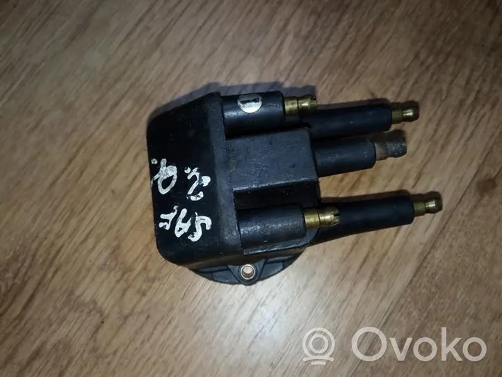 Renault Safrane Spark distributor cap 