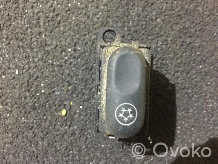 Renault Scenic I Air conditioning (A/C) switch 7700419127b