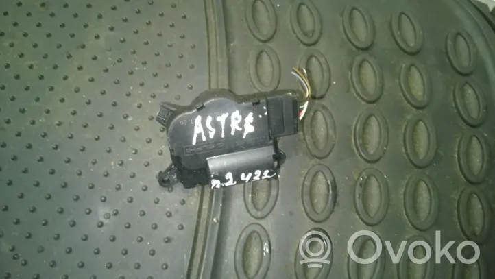 Opel Astra H Air flap motor/actuator 52406339R03