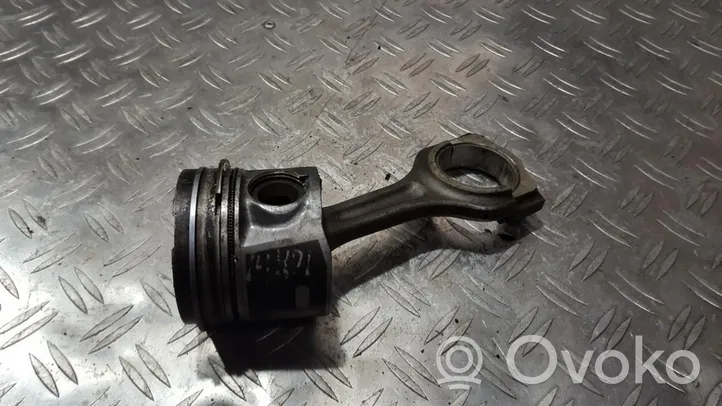 Citroen C3 Piston avec bielle 