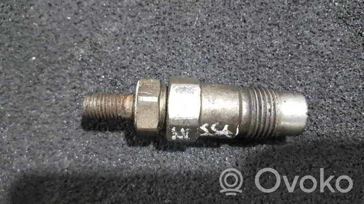 Nissan Sunny Injecteur de carburant 71B1361