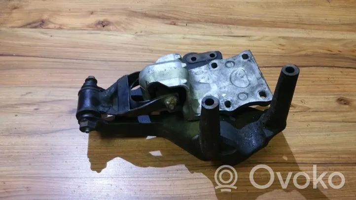 Opel Sintra Supporto di montaggio del motore 10257137