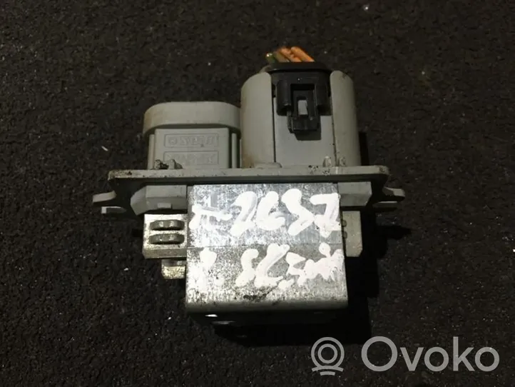 Renault Scenic I Coolant fan relay 