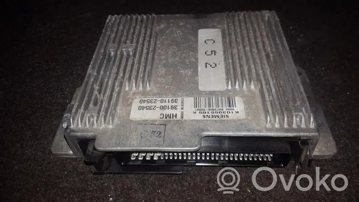 Hyundai Coupe Sterownik / Moduł ECU k103955165a