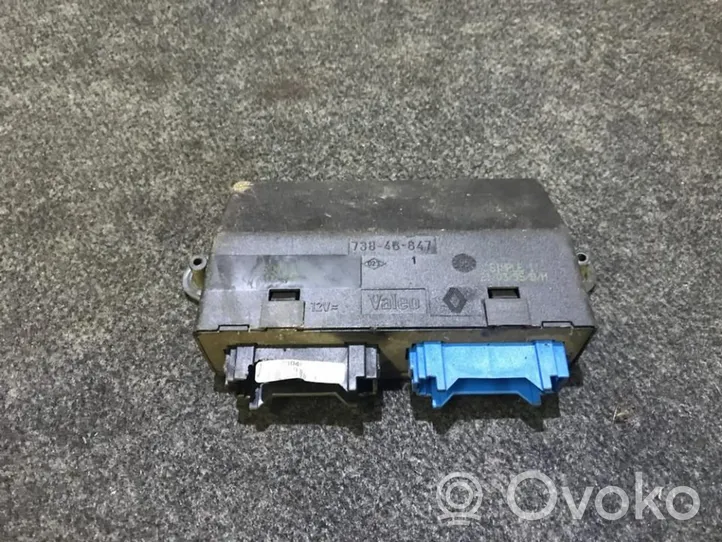 Renault Laguna I Module confort 7700845792