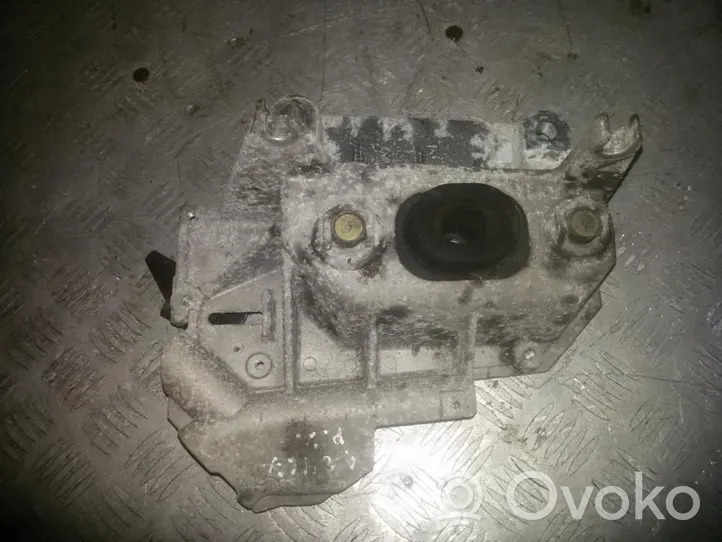 Nissan Micra Supporto di montaggio del motore 11254AX000