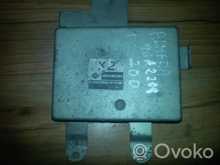 Nissan Almera Calculateur moteur ECU 23710in712