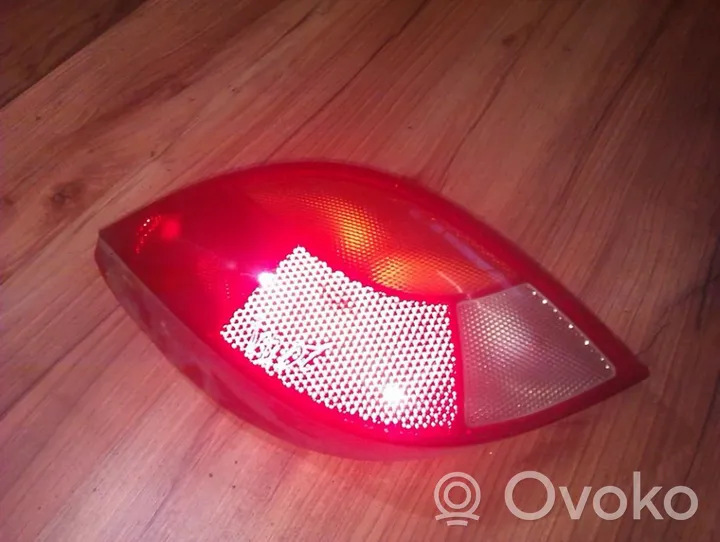 Ford Ka Lampa tylna 97kg13n004aa