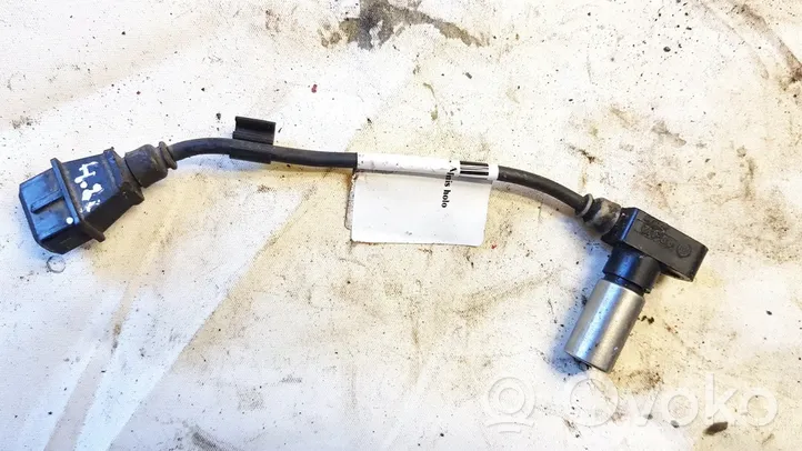 Audi V8 Kloķvārpstas stāvokļa sensors 077905381A