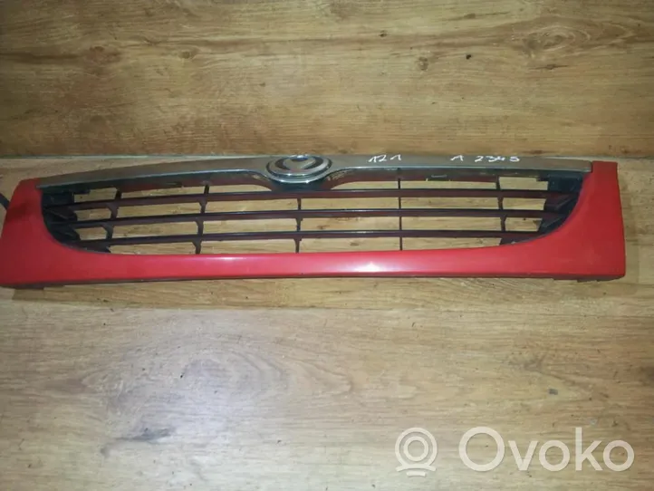 Mazda 121 SM Front grill 