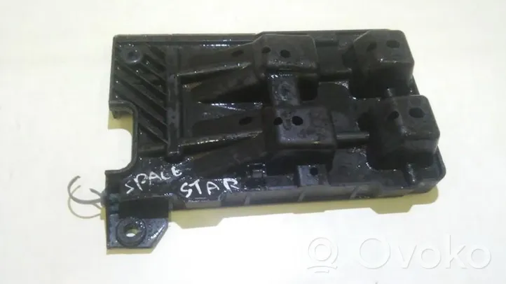 Mitsubishi Space Star Battery box tray 