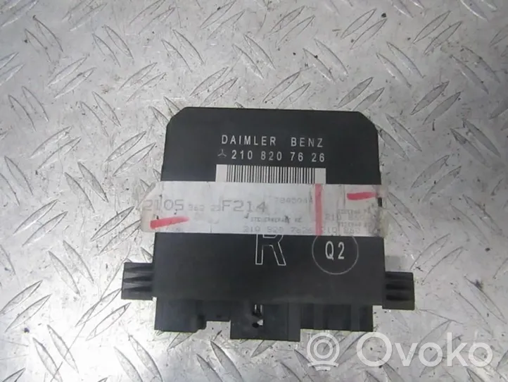 Mercedes-Benz E W210 Door control unit/module 2108207626