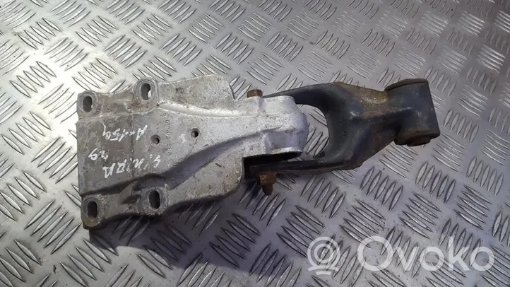 Opel Omega B1 Engine mount bracket 