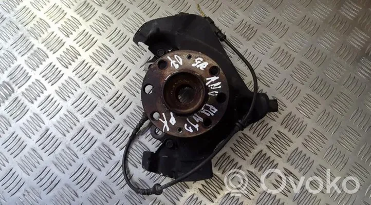 Fiat Grande Punto Cubo de rueda delantera 