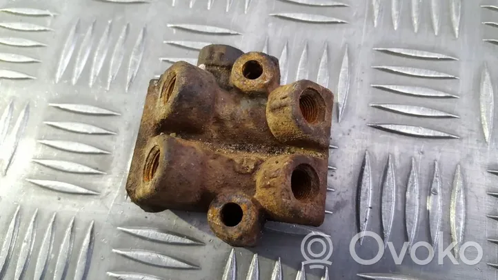 Mazda 626 Compressore sospensioni pneumatiche 