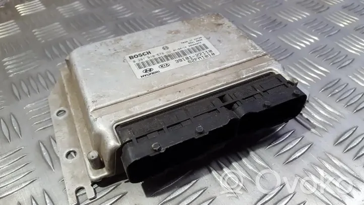 Hyundai Trajet Calculateur moteur ECU 3910127110