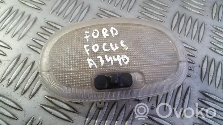 Ford Focus Lampka podsufitki tylna 