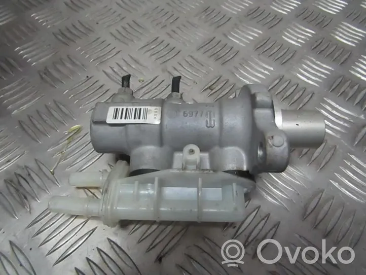 Opel Meriva B Maître-cylindre de frein 