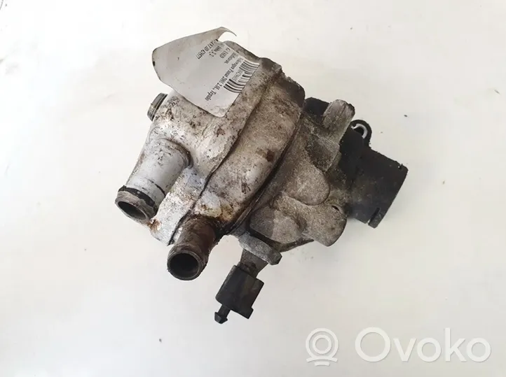 Volkswagen PASSAT B5.5 Radiatore dell’olio del motore 