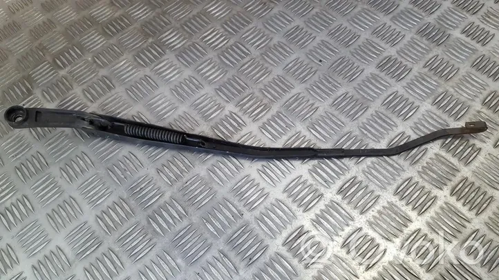 Hyundai Sonata Front wiper blade arm 226tcj