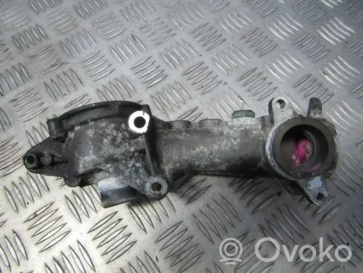 Mercedes-Benz C W203 Tuyau de liquide de refroidissement moteur 1112030473