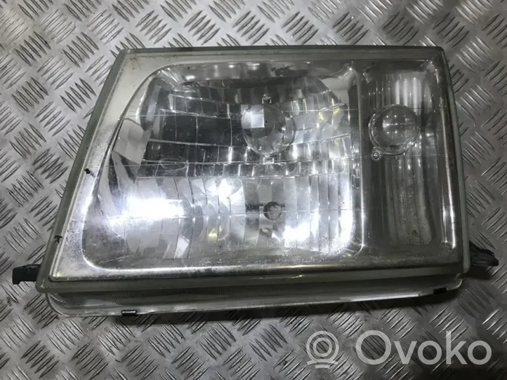 Toyota Land Cruiser (J100) Lampa przednia 